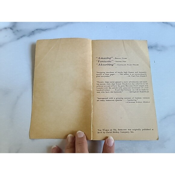 The World Of "Mr. Sheraton" By Ernest Henderson Paperback - Picture 2 of 10